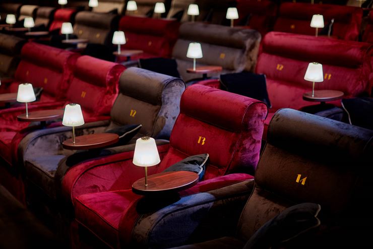 Pathetuschinski Zaal2g